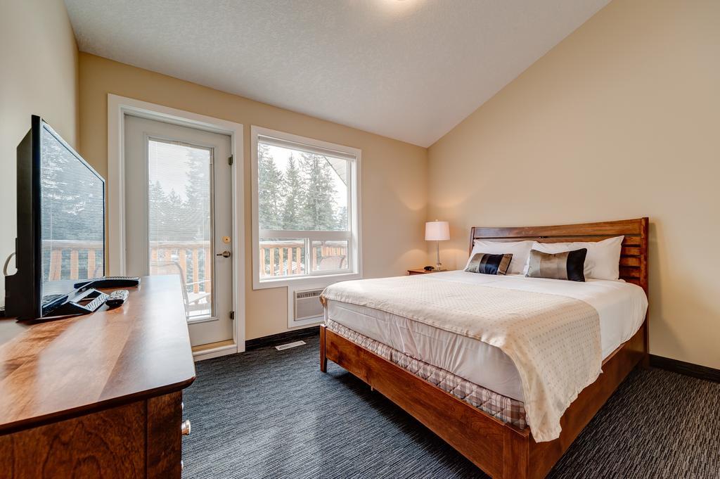 Inn Of The Rockies キャンモア エクステリア 写真