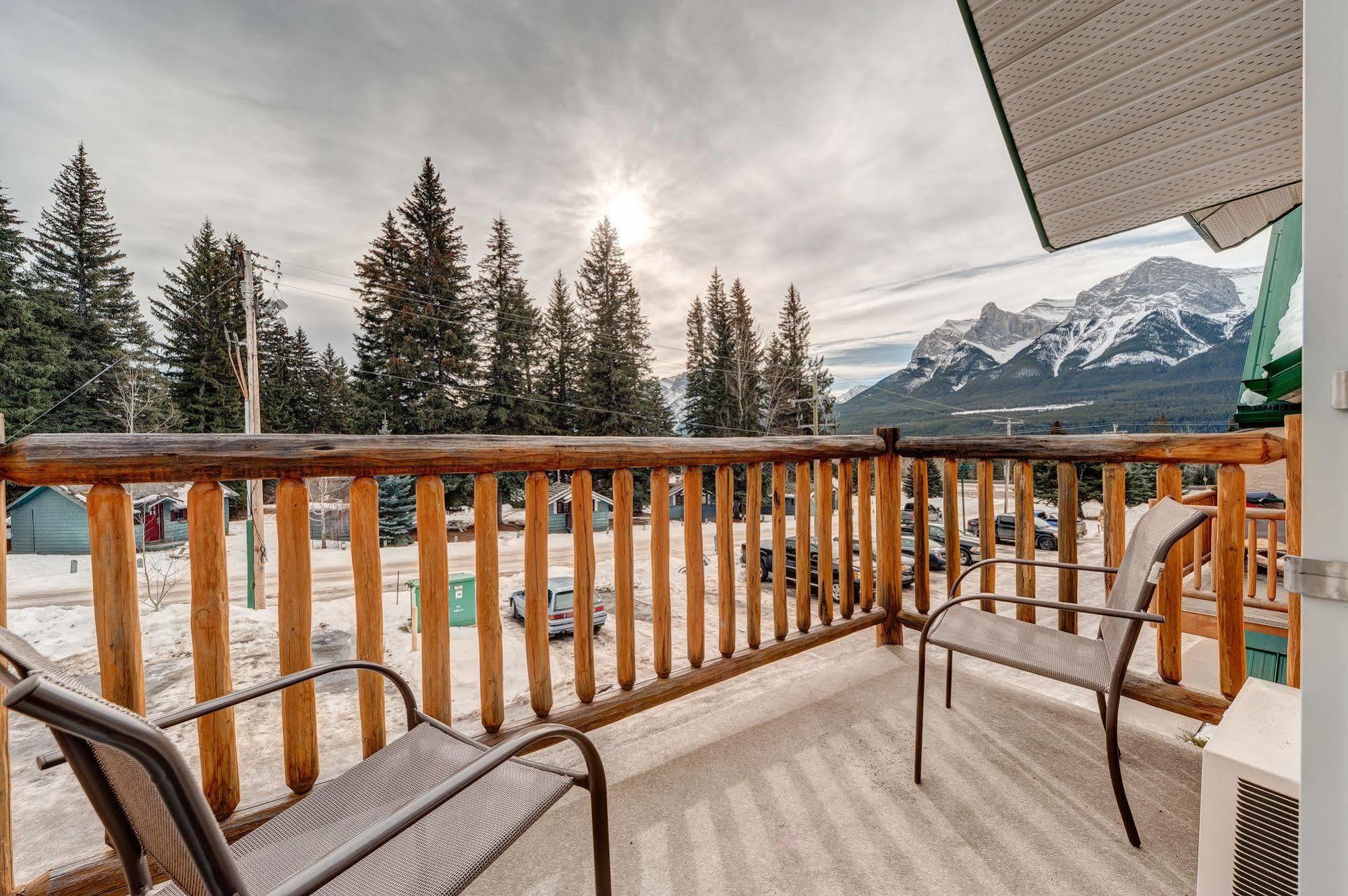 Inn Of The Rockies キャンモア エクステリア 写真